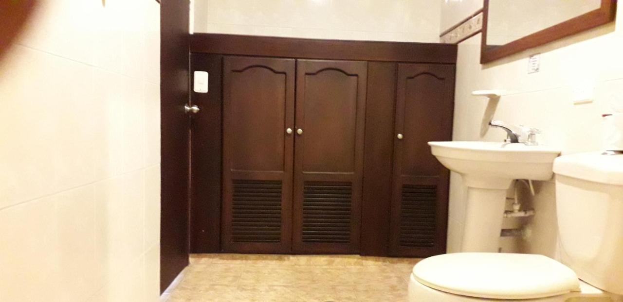 Hotel D' Oscar カリ エクステリア 写真